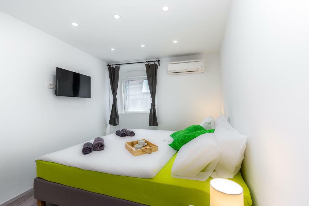 Apartments In The City Rijeka Luaran gambar