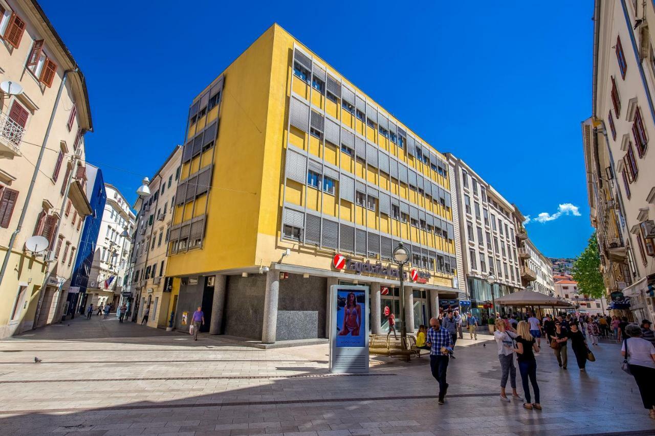 Apartments In The City Rijeka Luaran gambar