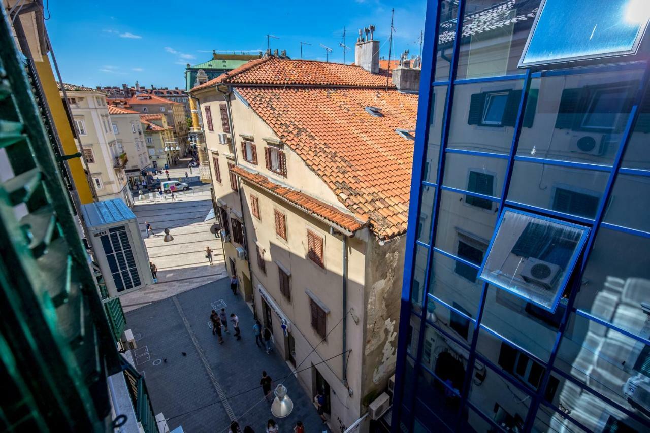 Apartments In The City Rijeka Luaran gambar