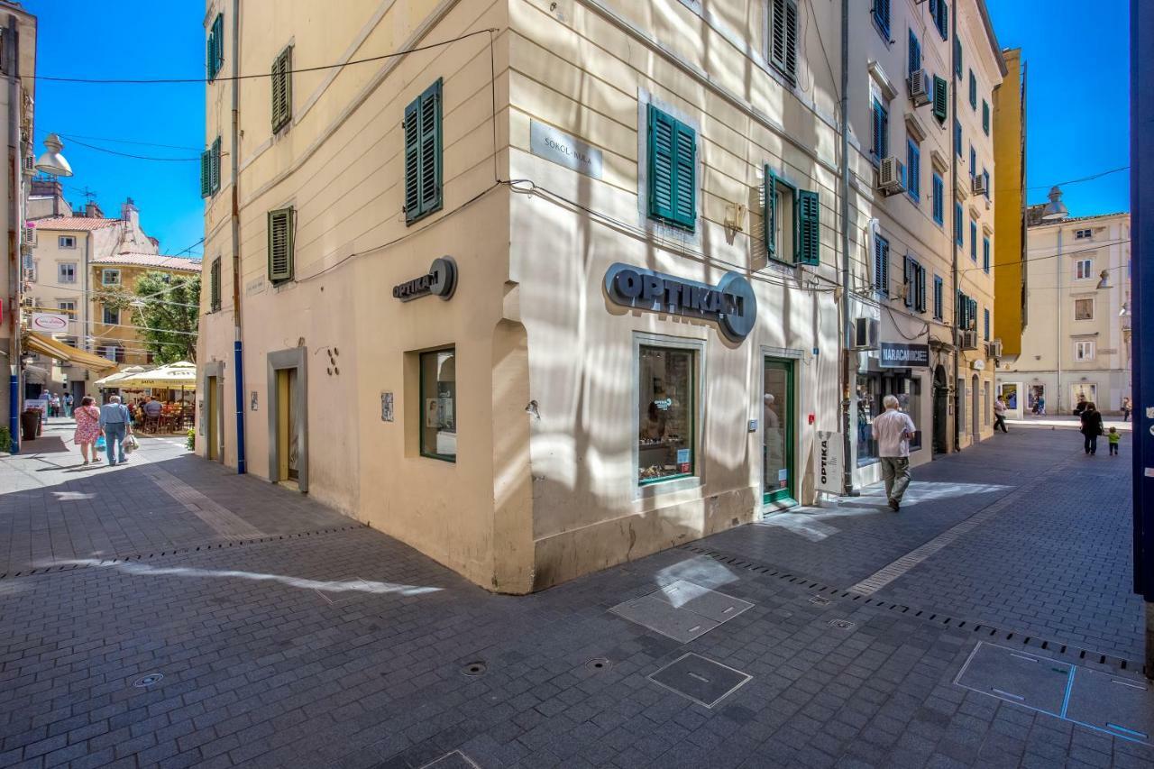 Apartments In The City Rijeka Luaran gambar